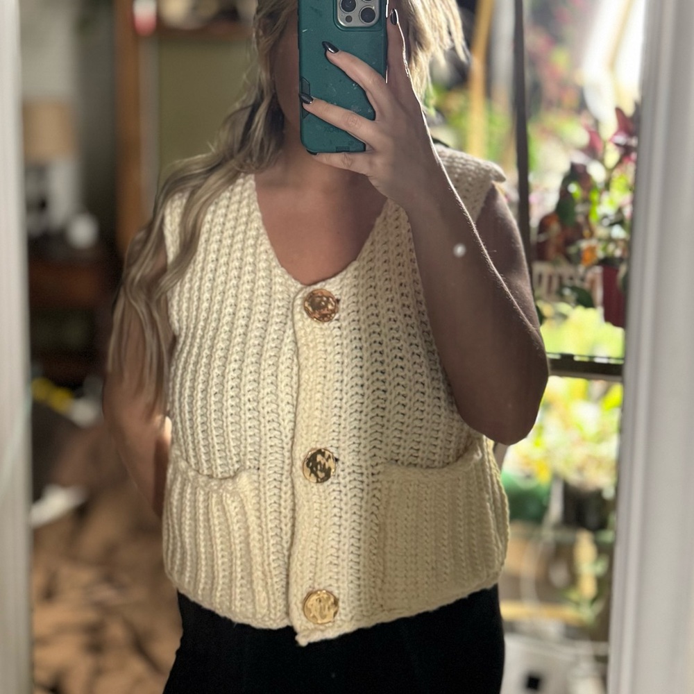 Chunky Cream Knit Gold Button-Up Sweater Vest